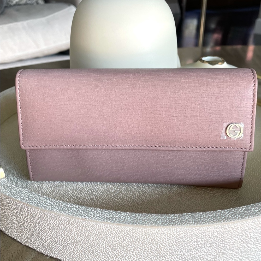 Gucci wallet, brand new
